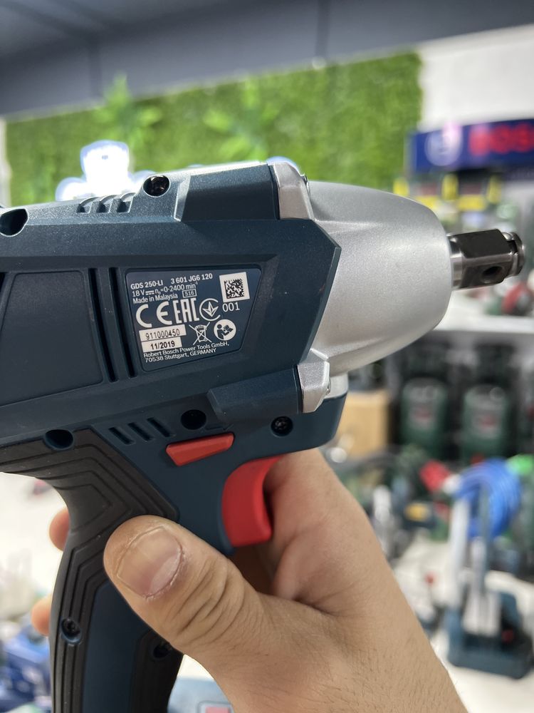 гайкавёрт BOSCH GDS 250-LI Аккумляторный