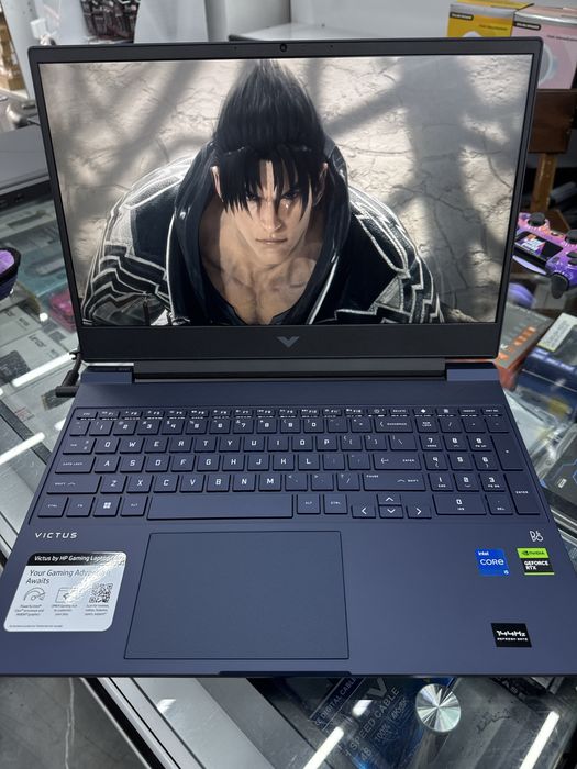 Ноутбук  victus.
