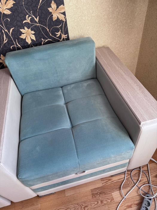 Мягкая мебель  в комплекте