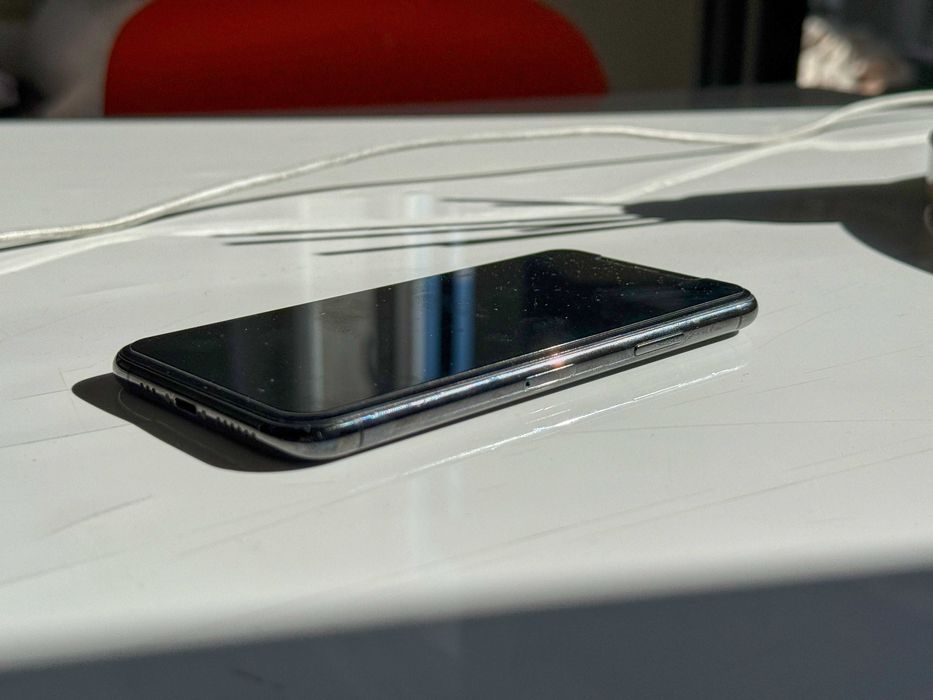 iPhone 11 Pro 64GB Space Grey – Работещ, с нормални следи от употреба