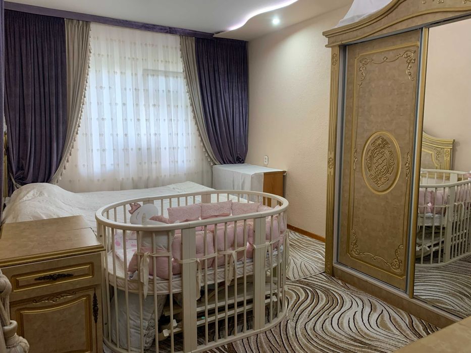 СРОЧНО Квартира БанковскаяСвоя, 4х комнатная,2 Сан.узла.метро Беруний.