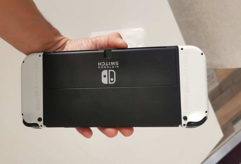 Nintendo switch OLED GARANTIE 2 ANI