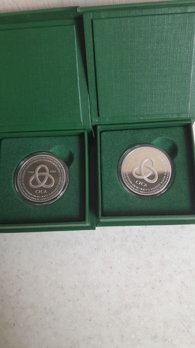 Продам серебряные монеты