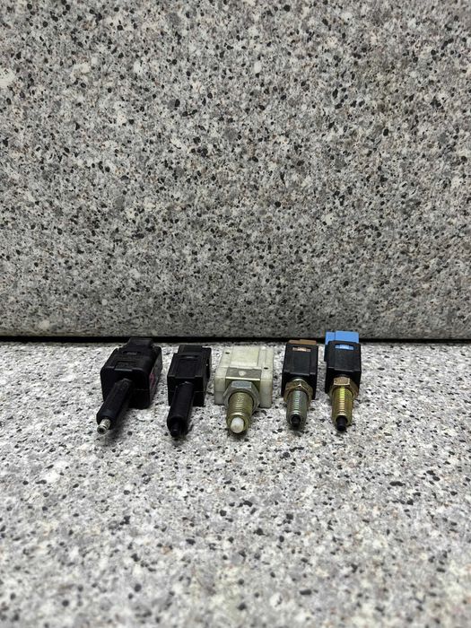 Тормозная лягушка педали тормоза на Ниссан