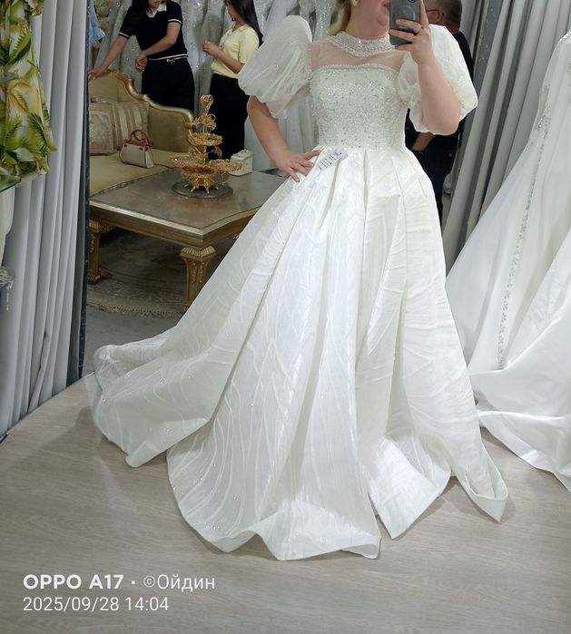 Свадебный платье