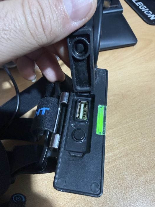 Lanterna frontala Olight h37 wave