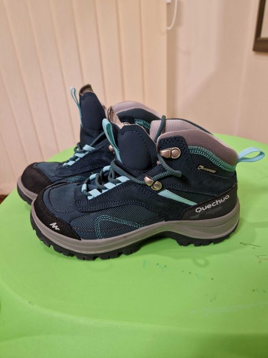 Непромокаеми туристически обувки 37 номер