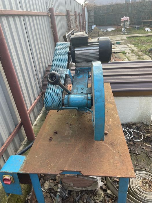 Mașină debitare profile metalice - 220 V/3 kw