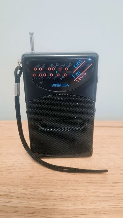 Джобно малко радио Nova