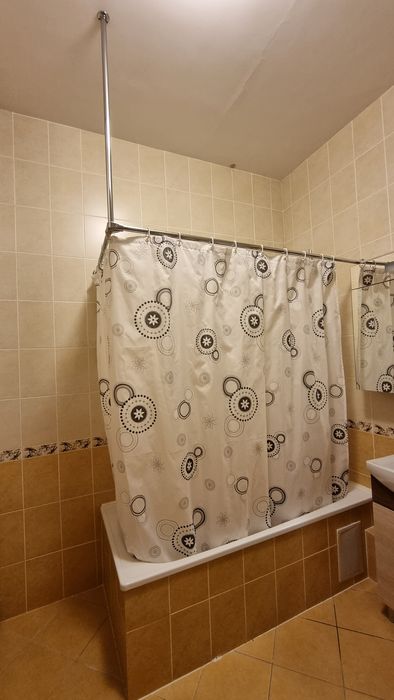 Карниз для ванны металлический