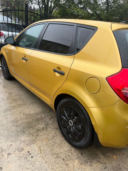 Kia ceed 2007 107 cp