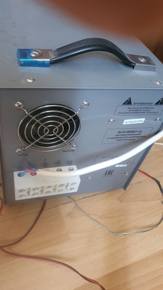 Стабилизатор напряжения Ресанта ACH 8000/1ц