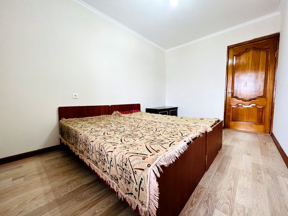 Сдам посуточно 3х кв район сазда