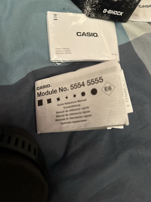 Часовник g-shock