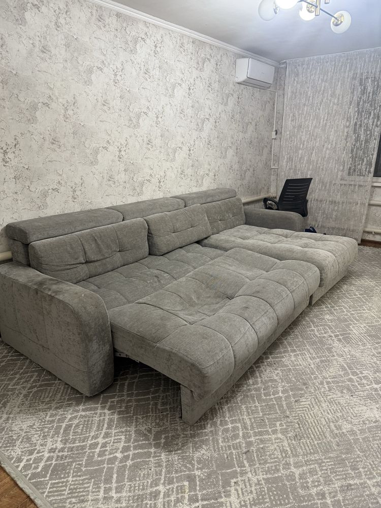 Продам диван угловой