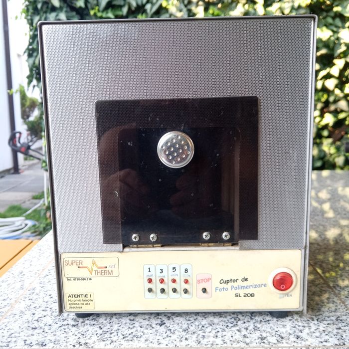 Tehnică pentru laborator de tehnica dentara