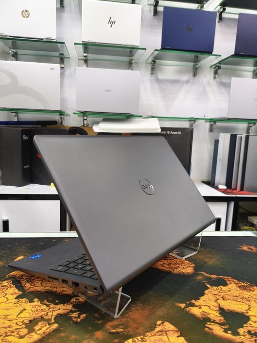 Dell vostro Intel core i3 8/512 Yangi новый Bepul yetkazish bilan