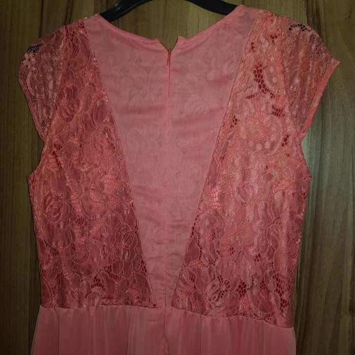 Rochii de seara coral