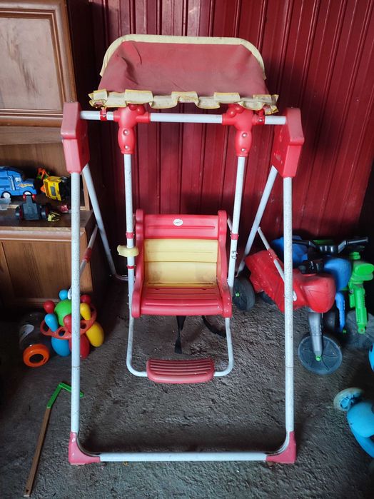 Leagăn pentru copii