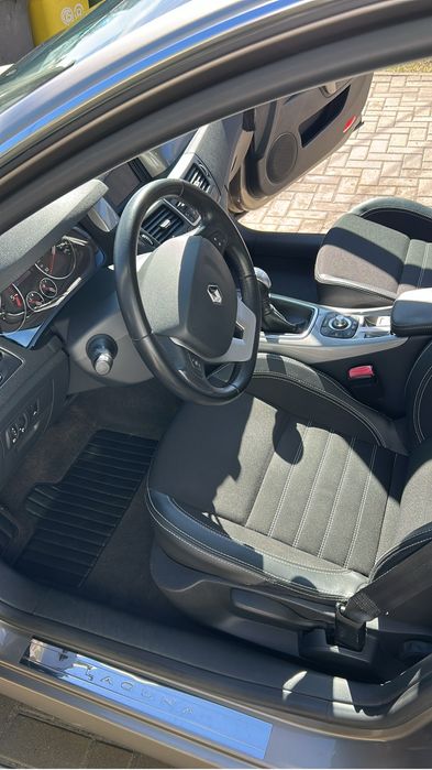 Ofer servicii de Detailing Auto/Curatare Tapiterie