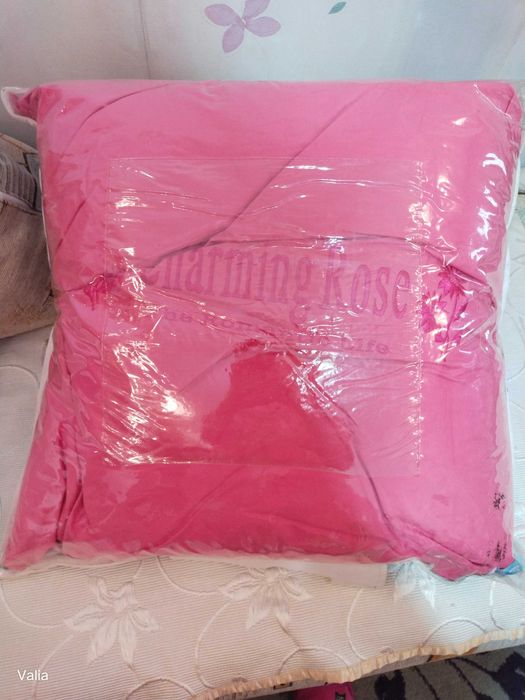 Продам подушку 80*80 перо