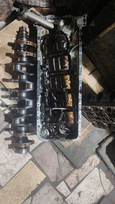 Мотор на  Мерса 104