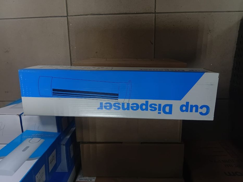 Стаканодержатель на шурупах