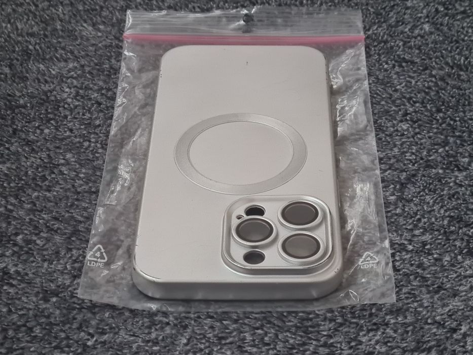 Husă  14 Pro Max   MagSafe