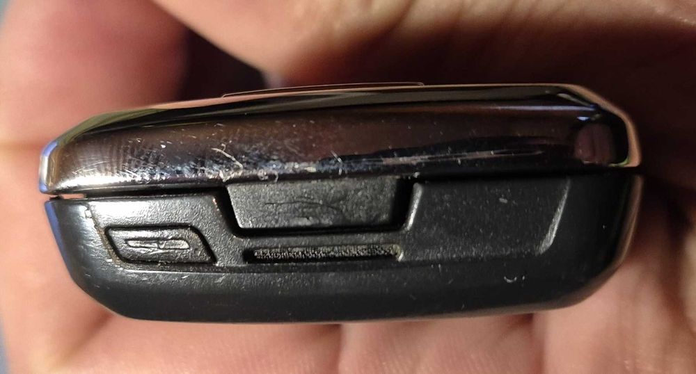 Nokia 8800 slider din oțel inoxidabil inclusiv 2 acumulatori