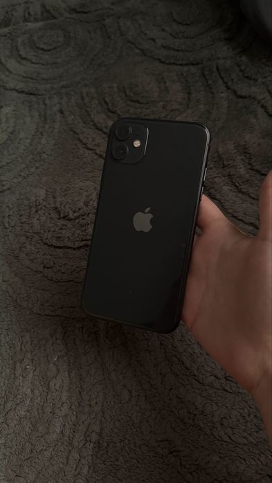 Продам айфон 11 в отличном состоянии