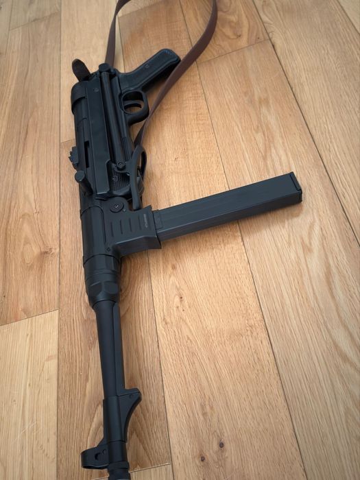 Еърсофт автомат MP40AGM