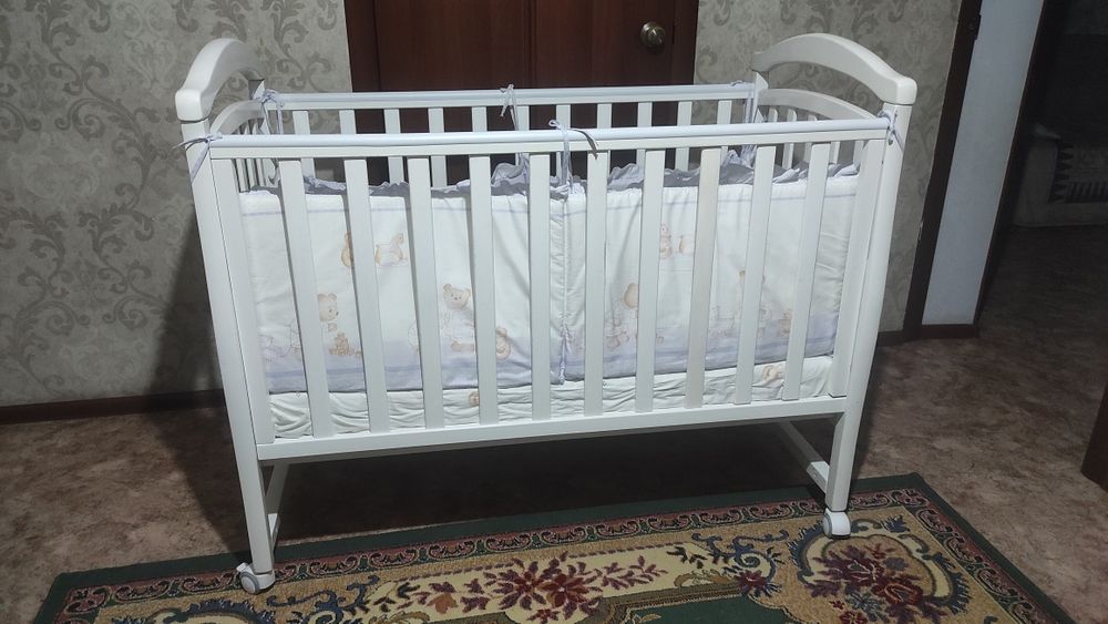 Срочно продам кроватку-манеж! + Подарок!!!