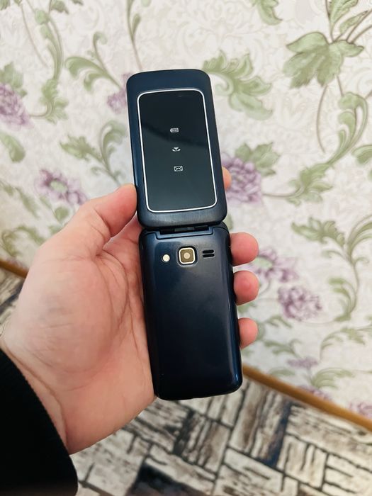 Infennix gaplashishga zor telefon