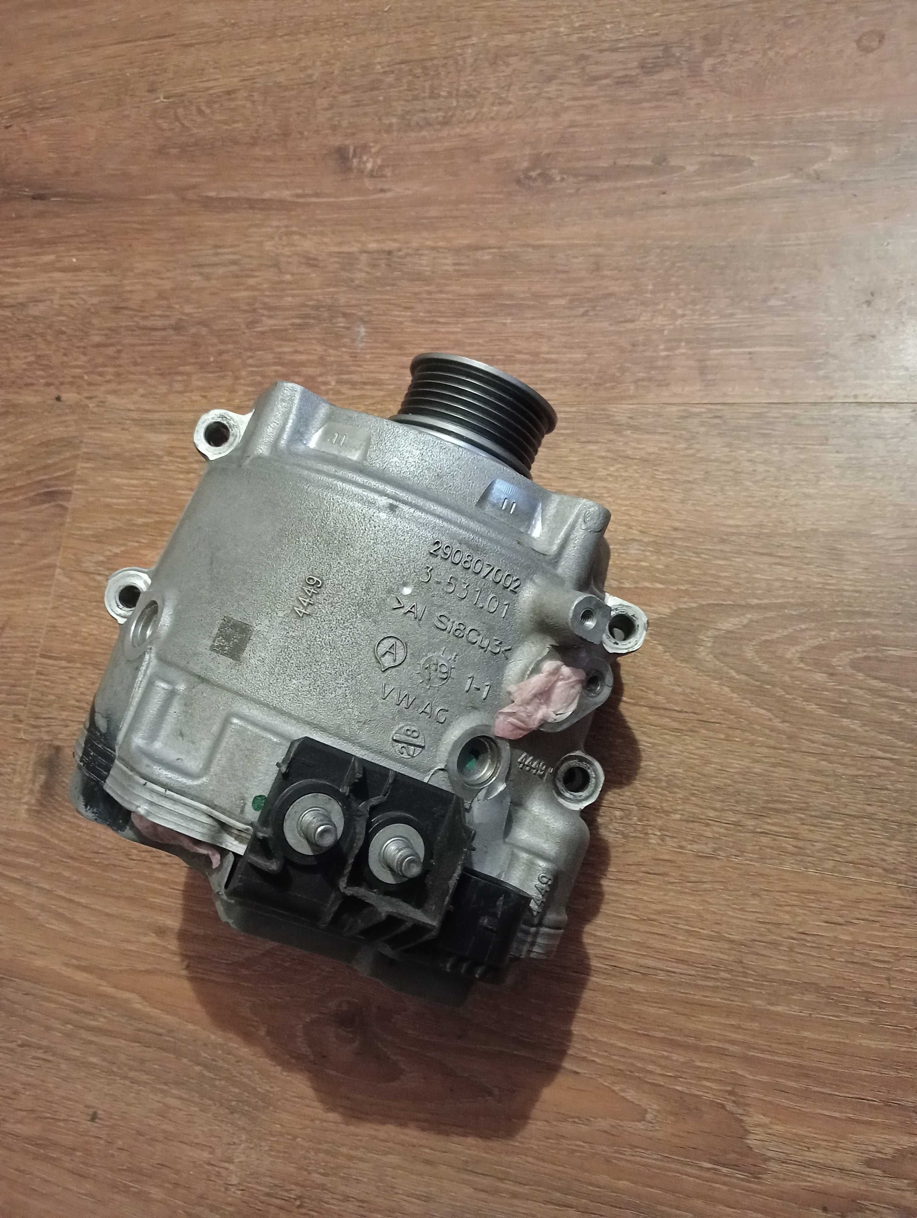 Alternator hibrid