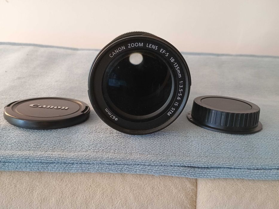 Като нов oбектив Canon 18-135 IS STM 67 мм Япония