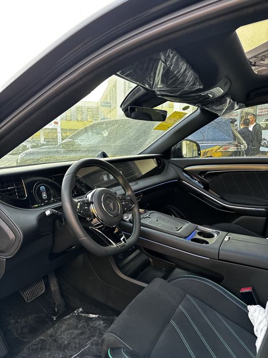 Voyah Free Uch yil kafolat Wolfmotors avtosaloni tomonidan!
