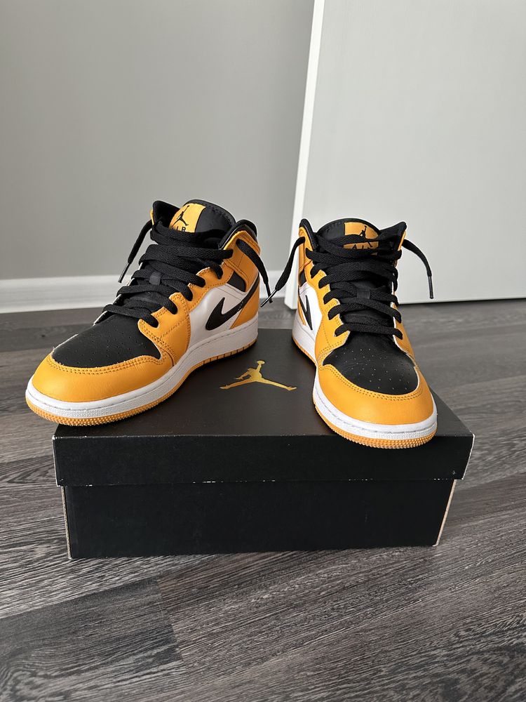 Обувки Nike jordan 1 taxi