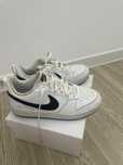 Кросовки    Nike