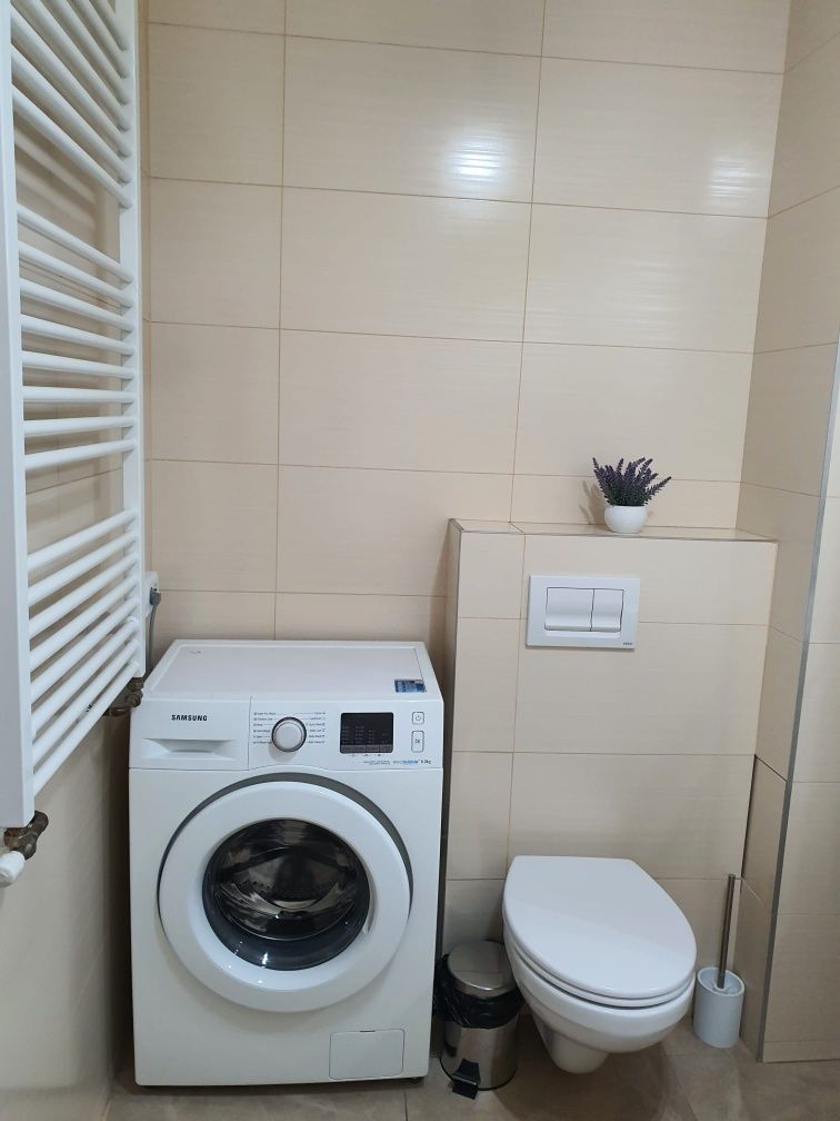 Apartament 3 camere zona tineretului la cheie