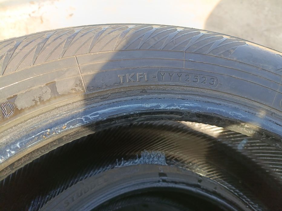 Шины Yokohama R 16, 215/60