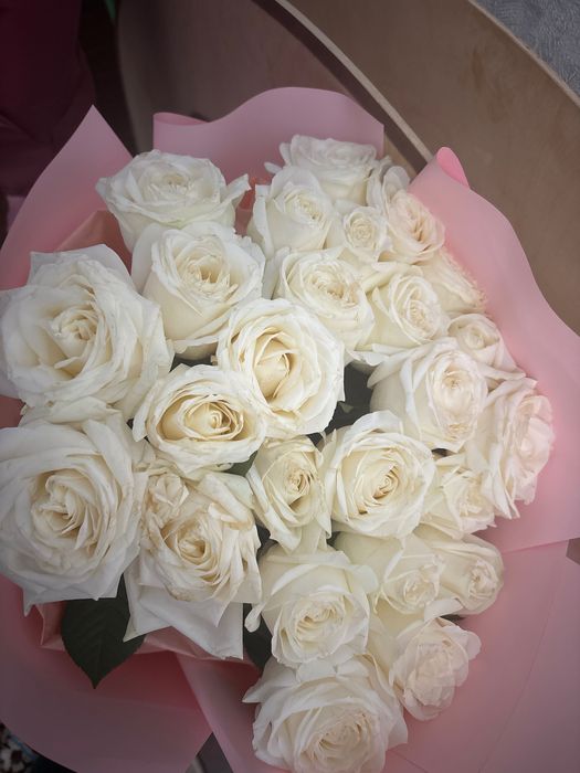 Продам свежие цветы букеты Роз