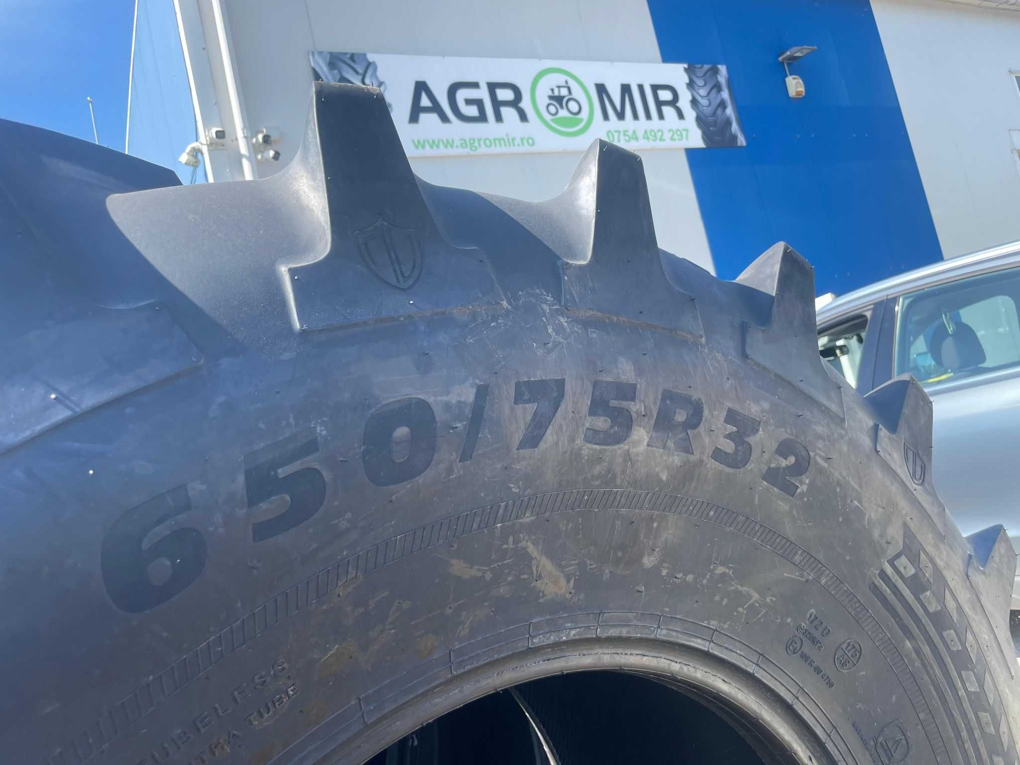 650/75R32 Cauciucuri NOI combina john deere de Ocazie