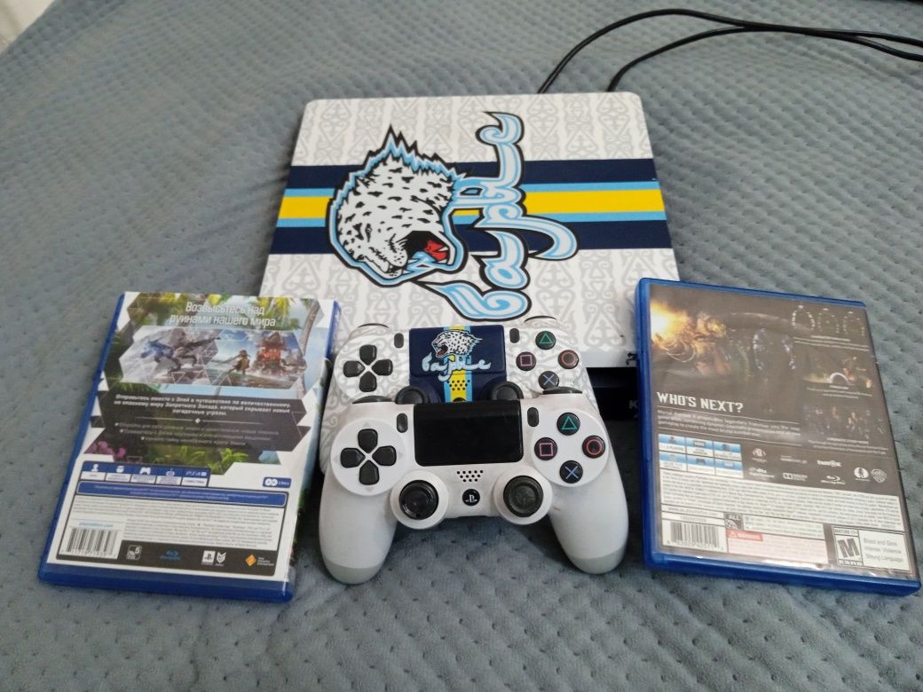 Продам Playstation 4