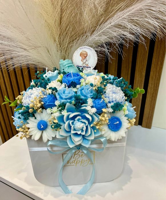 Ръчно изработени букети от соев восък