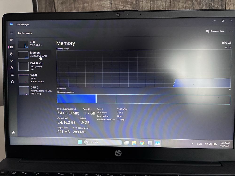 НОВ* Лаптоп HP 15 15.6 ", 16GB LPDDR5 RAM, SSD 512 GB