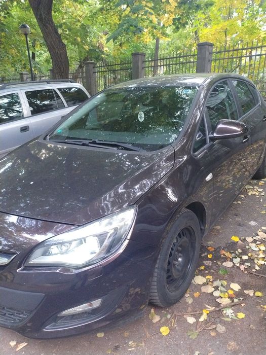 Opel Astra j 1.6 benzina și gpl