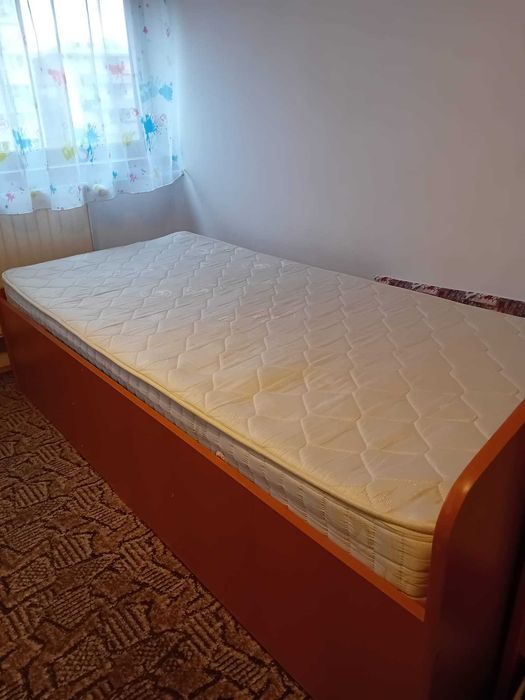 Pat pentru o persoană 205x95 + SALTEA CONFORTABILĂ 200x90