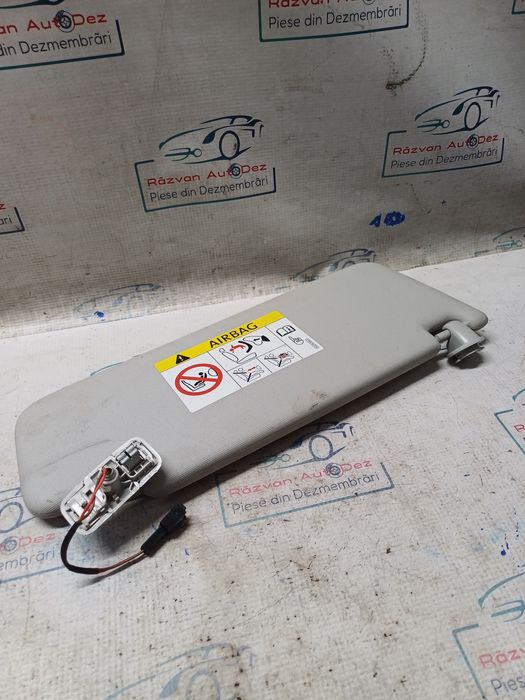 parasolar stanga  volkswagen golf 7 break 1.4 benzina 2015
