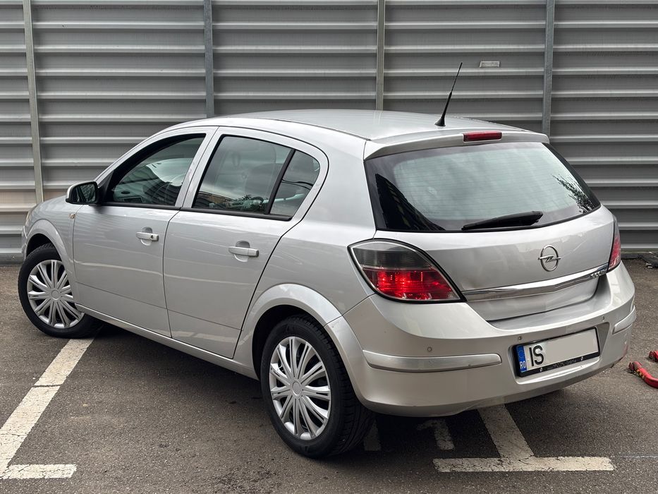 Opel Astra H facelift