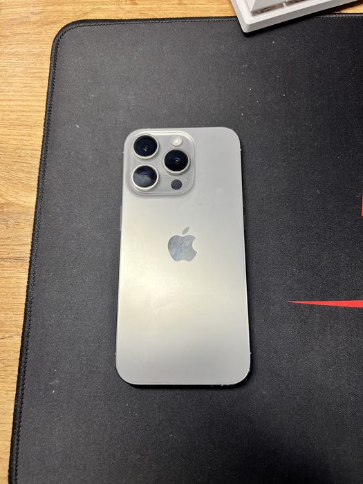 iPhone 15 Pro 256GB (Б/У) каробки нет